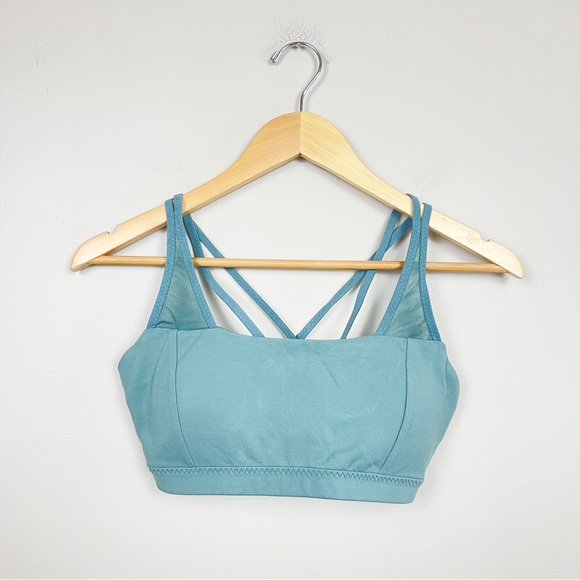 Athleta Other - ATHLETA Strappy Back Sports Bra Tank Top Womens Active Running